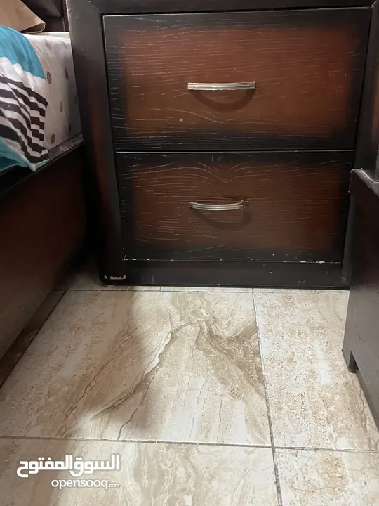 غرفة نوم للبيع بحاله ممتازه