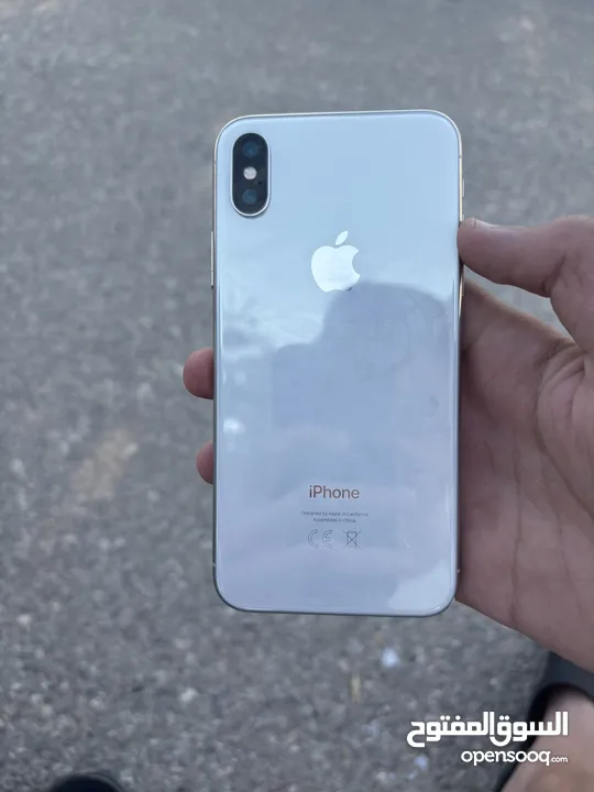 ايفون X 64 قيقا مغير بطاريه وشاشه من احسن نوعيات فاصل فيس ايدي تصوير خرافي تلفون ولا شخطه عليه والله