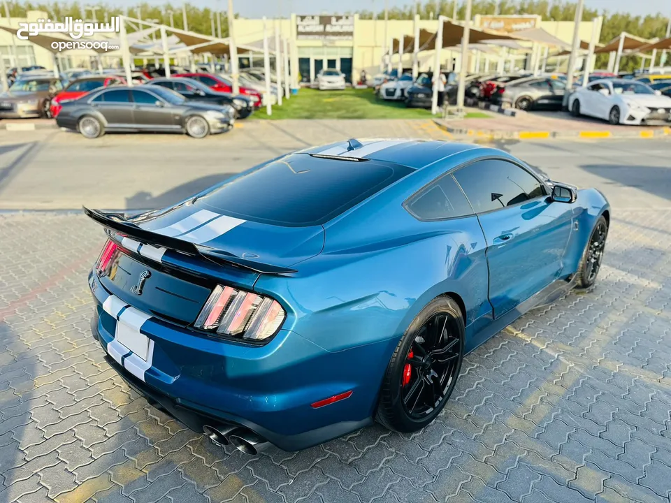 FORD MUSTANG SHELBY GT500 / LOW KM