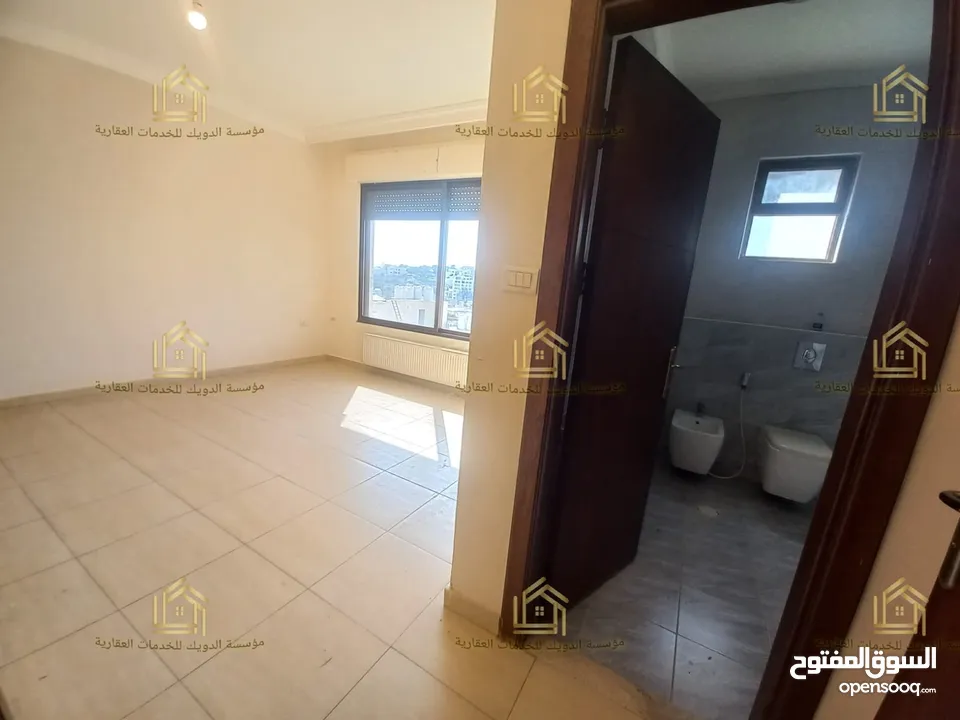 شقة مميزة - خلدا - 3نوم 1ماستر - 220م - بإطلالــــه مميزة - قرب الخدمات - موقع هادئ ومميز