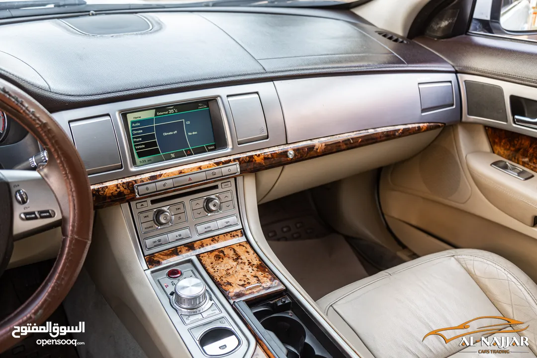 Jaguar XF 2007  السيارة وارد الشركة و بحالة ممتازة جدا