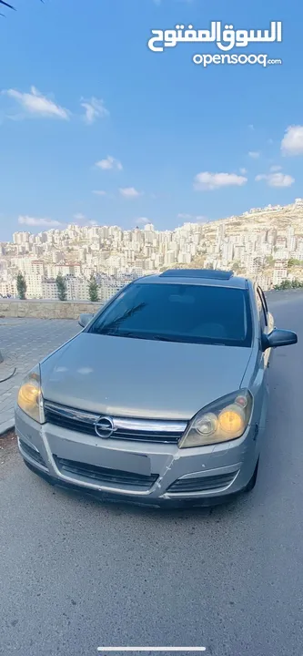 اوبل استرا