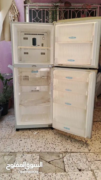 ثلاجه صغيره للبيع