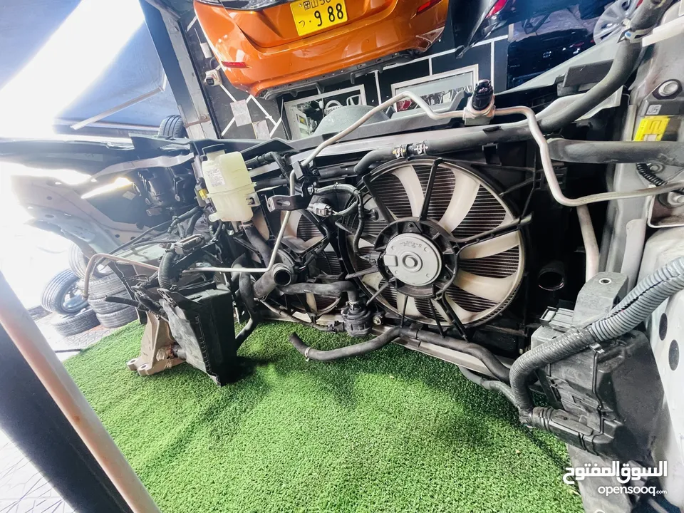 يتوفر قطع جميع القطع الواجهة اماميه تويوتا  بريوس 2019-2022  Toyota   prius 2019-2022