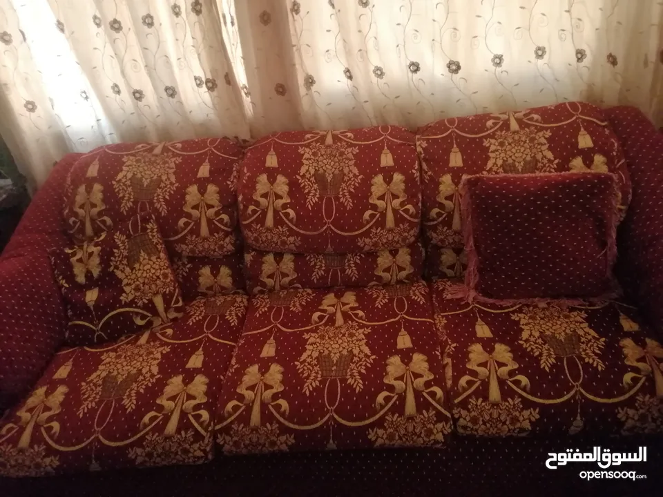 طقم كنب للبيع سبع مقاعد خشب ثقيل زان
