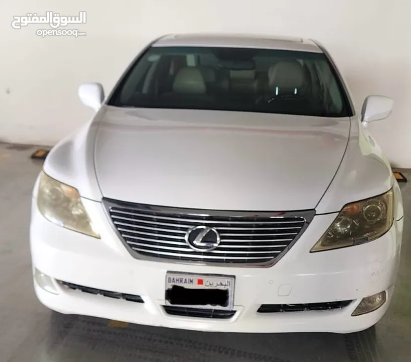 Lexus LS 460