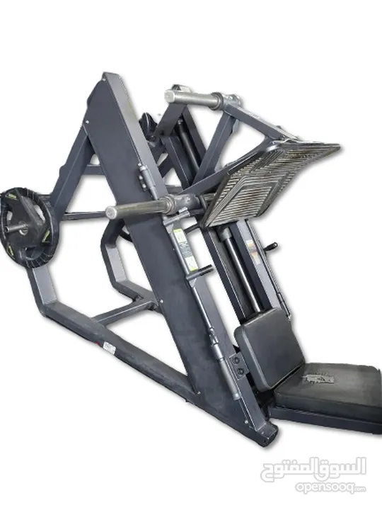 معدات جيم مستعملة بوضع جيد جدا للبيع بسعر الجملة