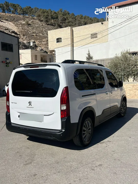 سيارة بيجو ريفتر 2023