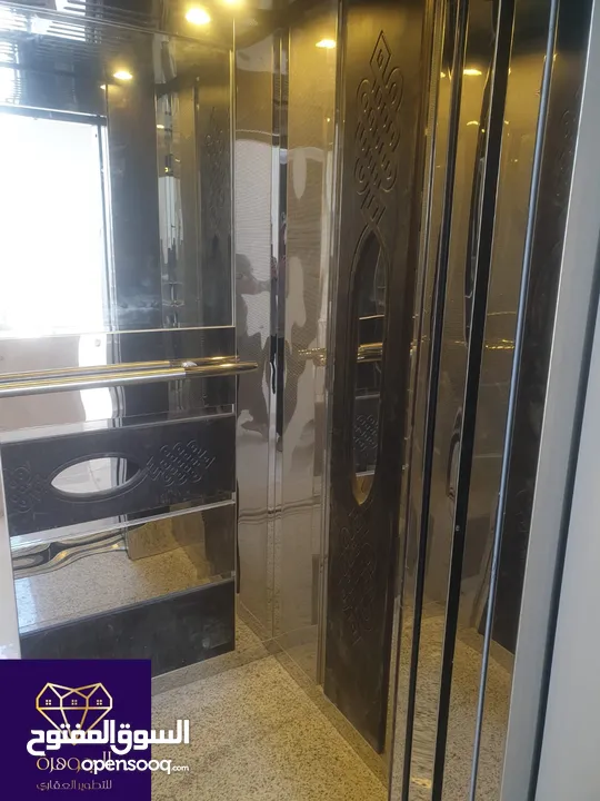 طابق اخير مع روف دوبلكس فاخر لم يسكن لقطه وبسعر مغري جدا عرض خاص أرقى مناطق خلدا وام السماق