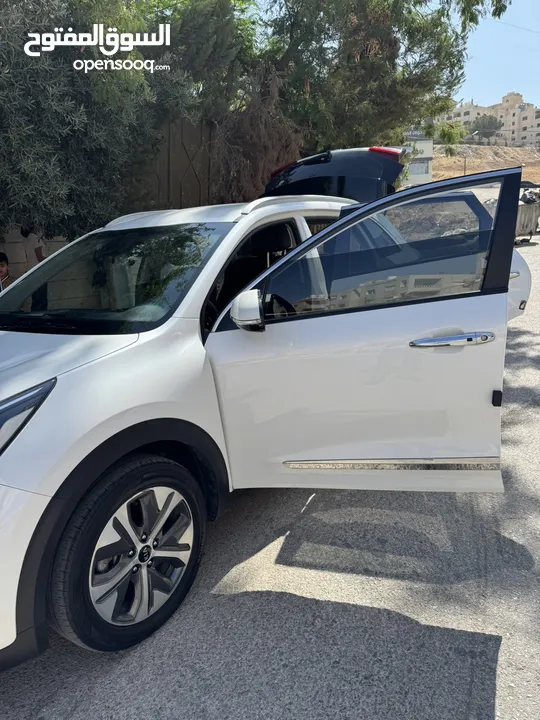 كيا نيرو 2020 كلين تايتل فحص كامل EV للبيع بسعر مغري  قابل للتفاوض بشئ قليل