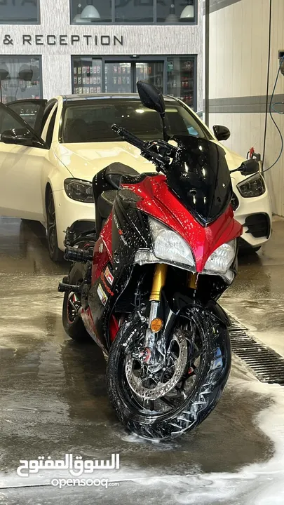 Suzuki Gsxs1000-f