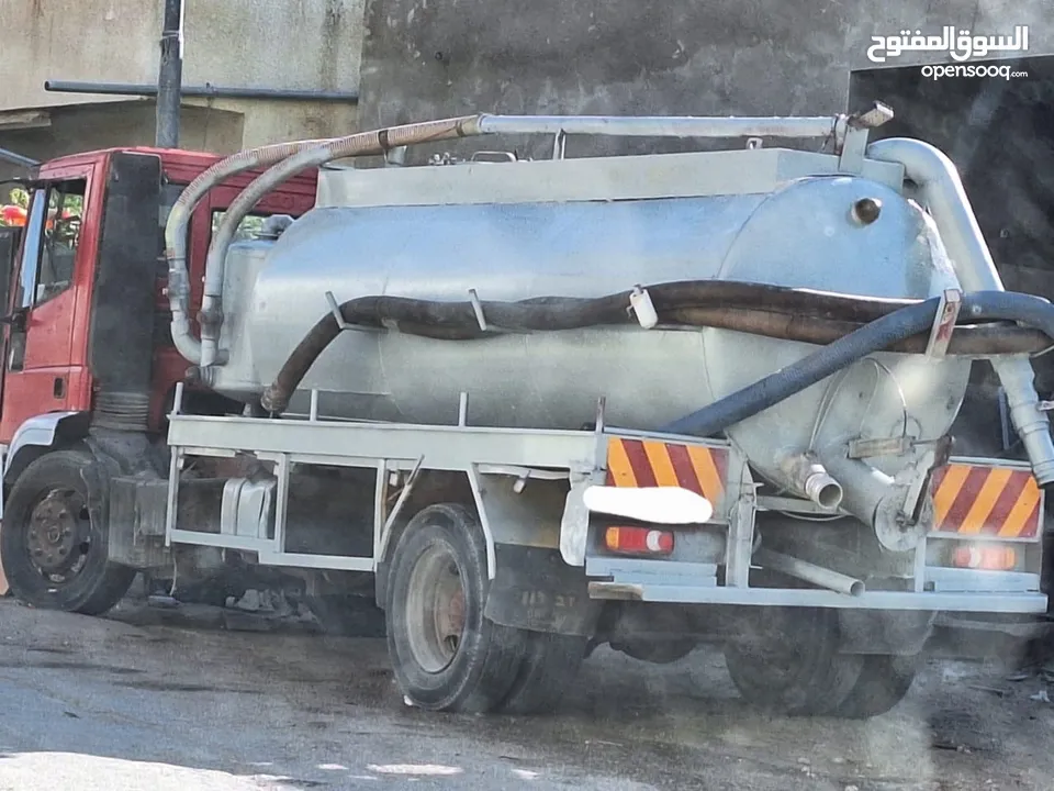 صهريج نضح افيكو اقرأ الاعلان وتفاصيلو ...مديل 2000 مرخص ومأمن تنك 8كوب ترمبا تبريد زيت 14الف.... مات