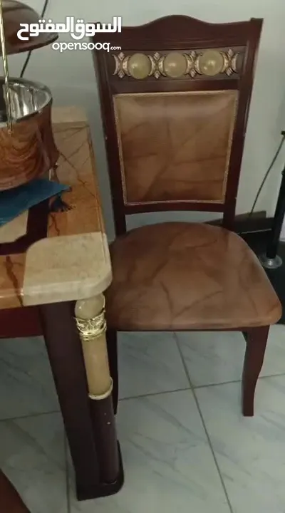 كنب وسفرة وفضية