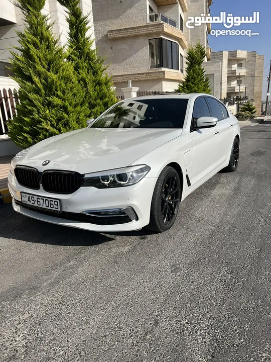 BMW 530e 2017 وارد الوكالة مميزة جدا من دون ملاحظات