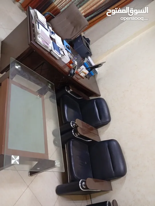 مكاتب تجاريه للبيع في الخليل منطقة شارع السلام مقابل مسجد الانصار