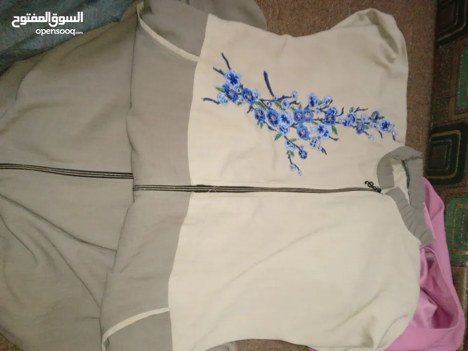 شروة 200قطعه ملابس مخلطات رجالي و ستاتي و ولادي