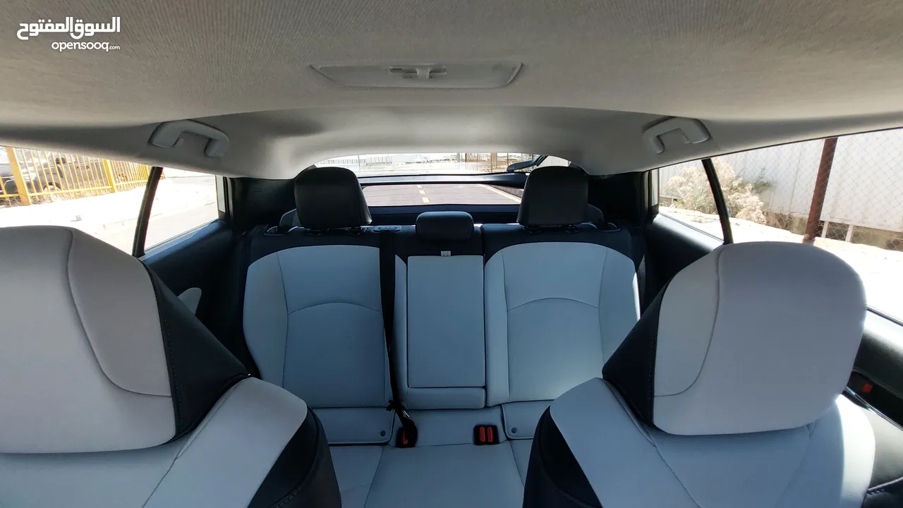 تويوتا بريوس 2022 ليمتد أعلى صنف فحص كامل TOYOTA PRIUS LIMITED FULLY LOODED