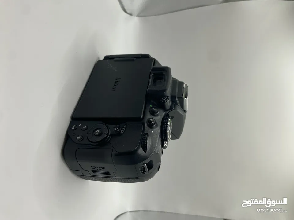 Nikon D5300 for Sale مع الملحقات 