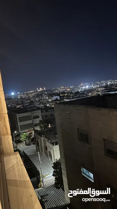 روف طابق ثالث بناء جديد مساحة 100م داخلي 100م خارجي