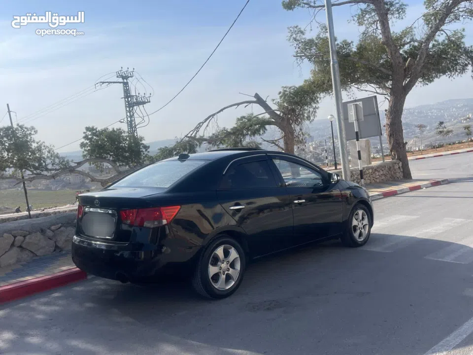 متوفر للبيع كيا بيكانتو2019. كيا فورتي 2008 فل اضافات 4 غيار