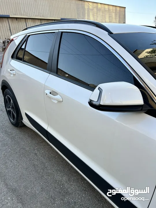 KIA Nero 2023 //  Hybrid // Full option