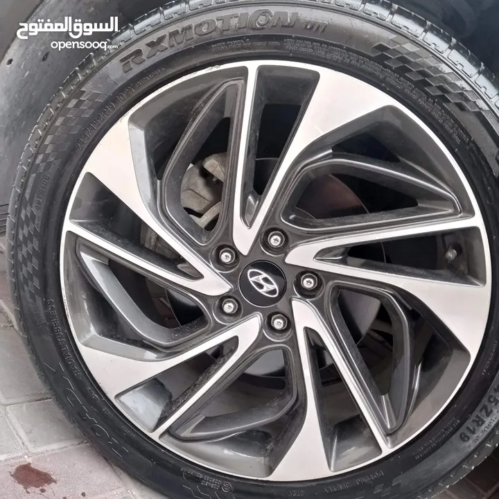 جيب هونداي توسان 2018 للبيع الجيب بالكرتونة