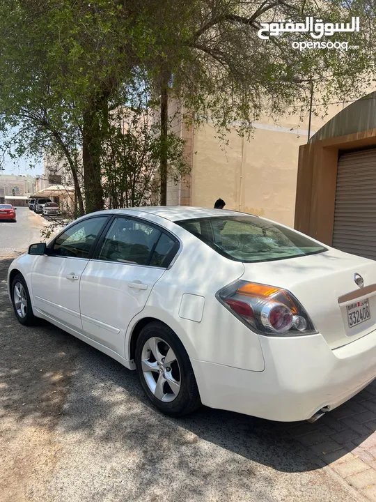 urgent sale Nissan Altima 2008