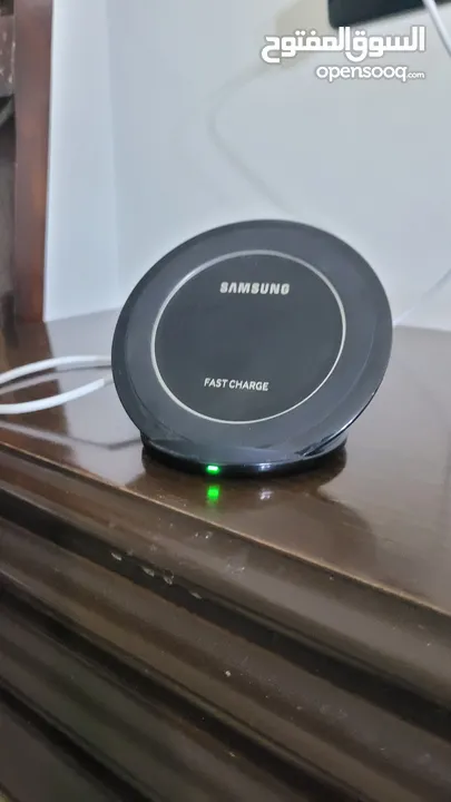 SAMSUNG WIRELESS CHARGER - شاحن   سامسونج اللاسلكي اصلي