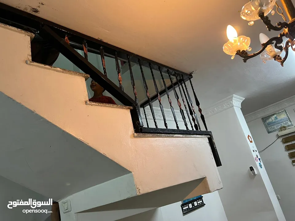 متوفر جميع اعمال الحدادة جميع الاحجام والاشكال وحتى الديكورات