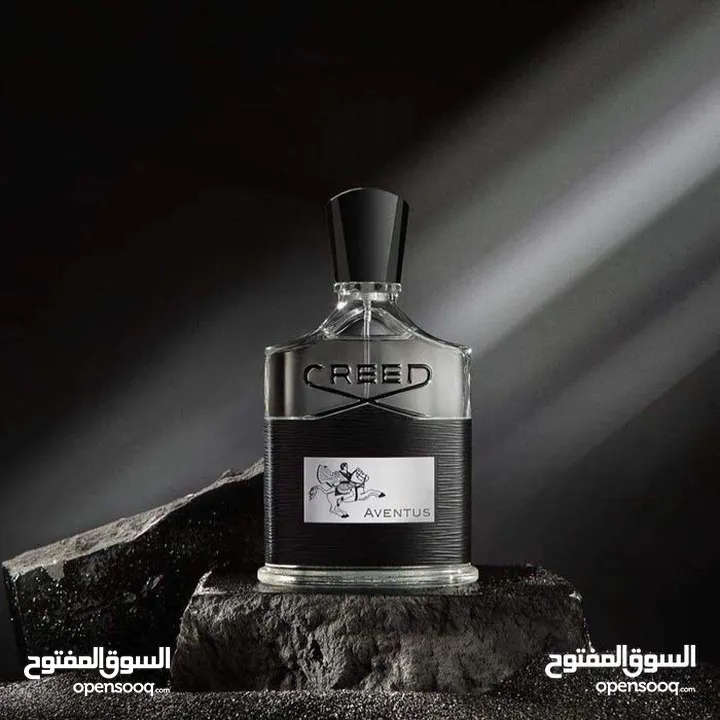 بكج مكون من عطرين  شامل التوصيل