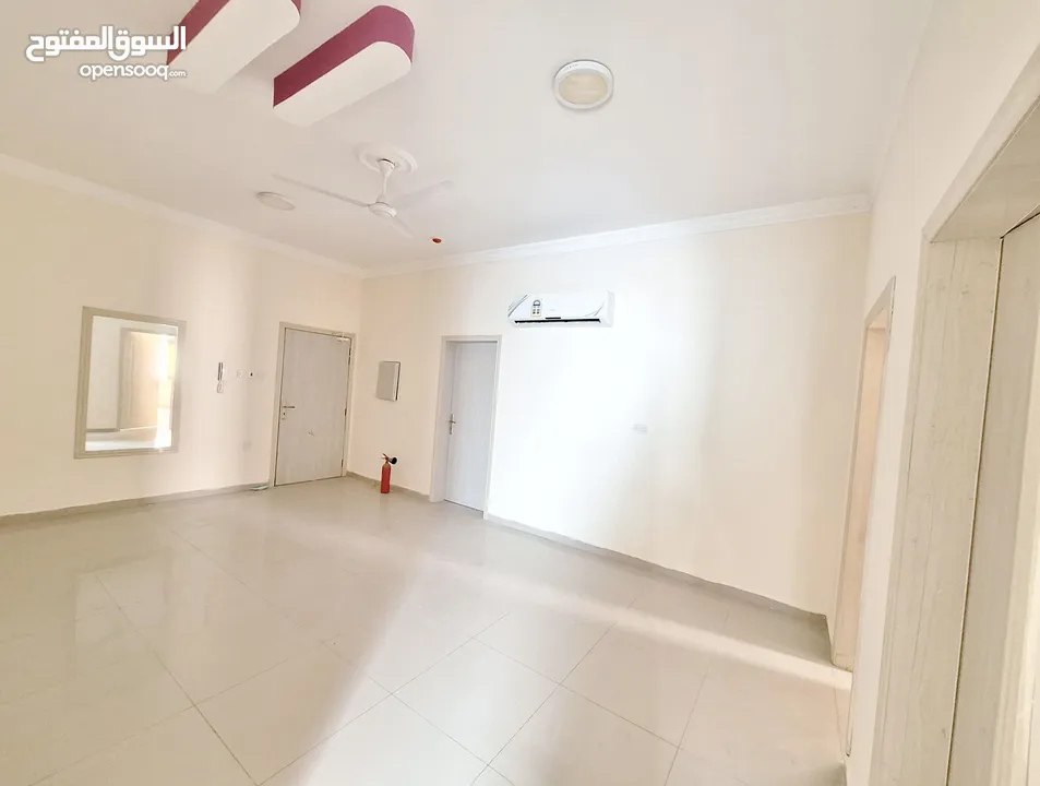 Special Offer!!!3 Bhk With 4 Bathroom Spacious Closed Kitchen With Ac