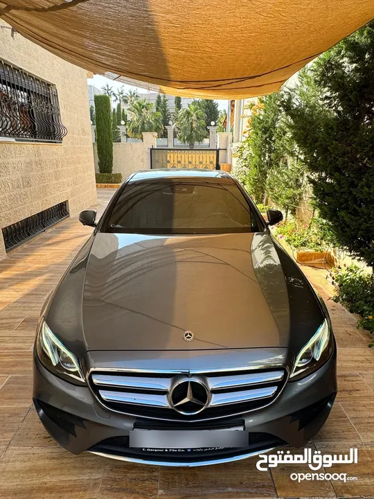 Mercedes E350e 2018 وارد الشركة غرغور و صيانة داخل الشركة