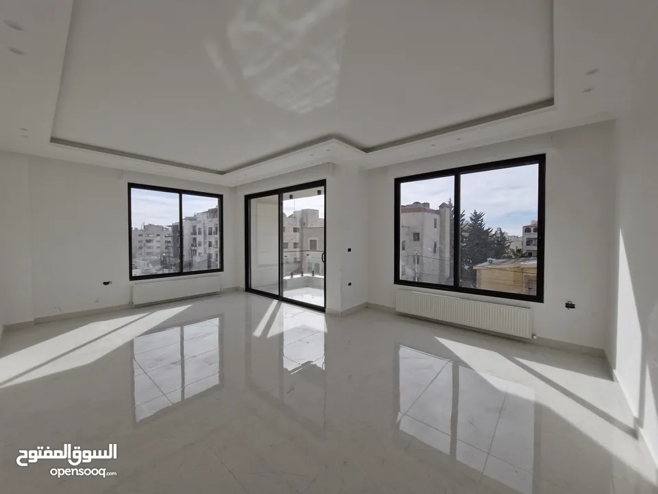 شقة طابق ثاني جديدة ،  مميزة ومطلة للبيع / مساحة (210 - 205 )m2 بأجمل مناطق ضاحية الامير راشد