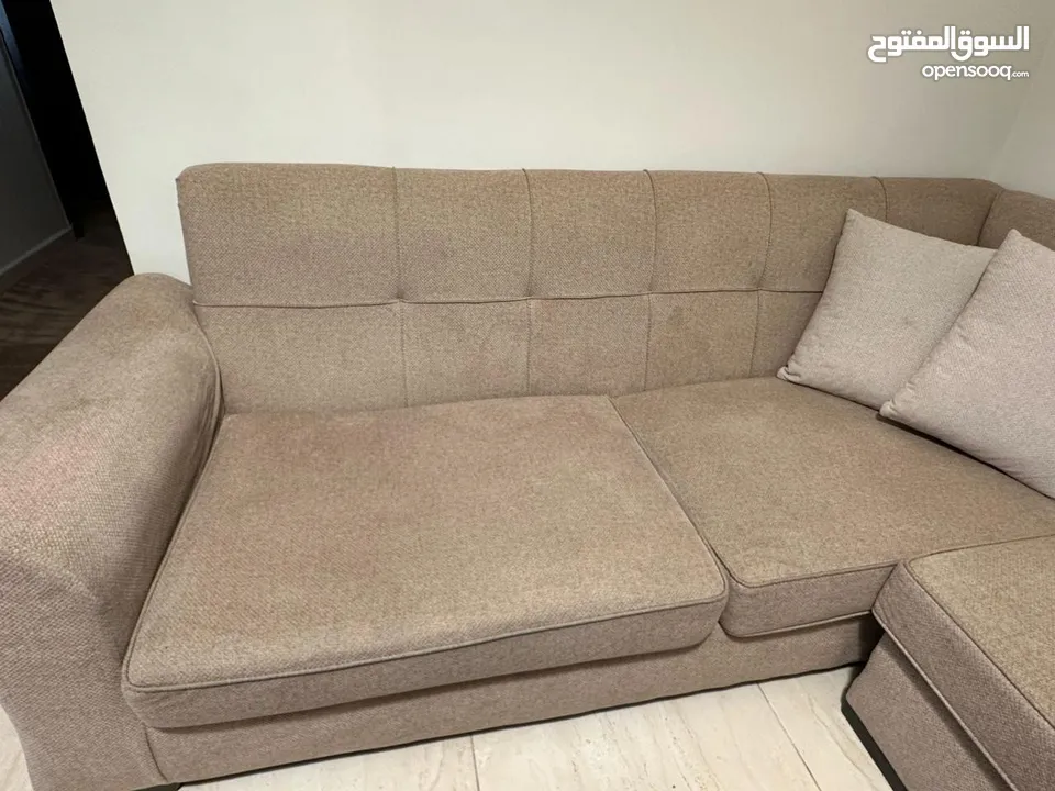 كورنر (L) للبيع