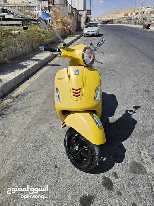فيسبا GTS SUPER 2018 300cc  كفاله سنه بسعر مغري