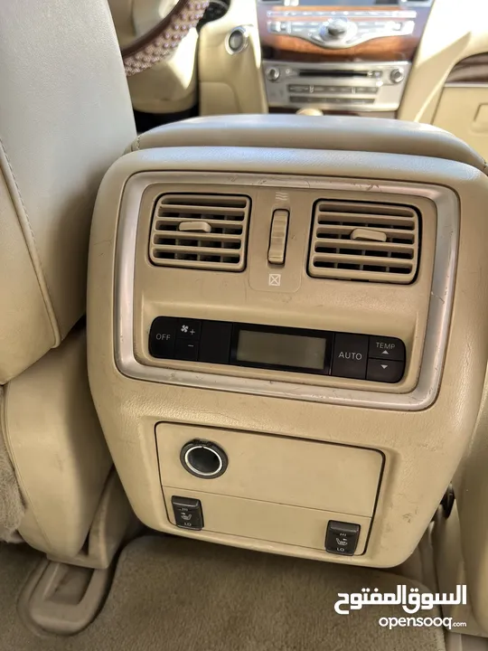 انفينيتي Qx60 سيارة الرفاهية والراحة العائلية
