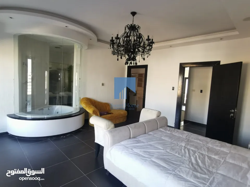 شقة طابقية فاخرة للبيع في عبدون  - خلف البلوفيج طابق ثالث مع روف دوبلكس 440م تشطيب سوبر ديلوكس
