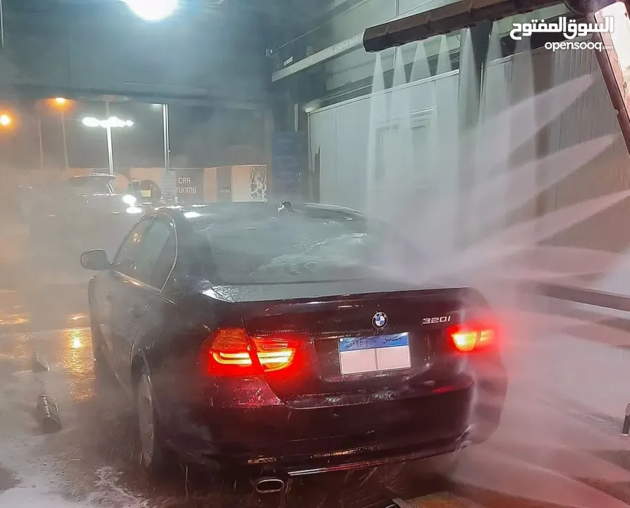 ماكينة آلة مغسلة السيارات الأوتوماتيكية اللاتلامسية نظام روبوت سريع وتوفير عالي