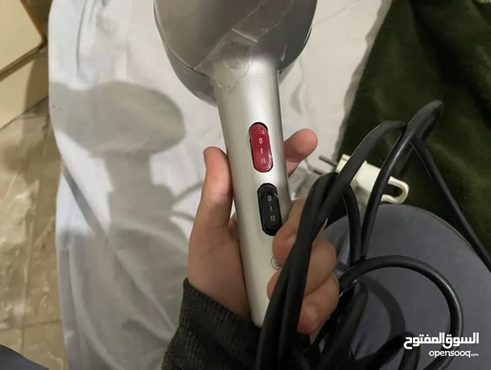 سشوار منيح كويس للبيع باقل سعر عددهم 2 وشوفو الوصف