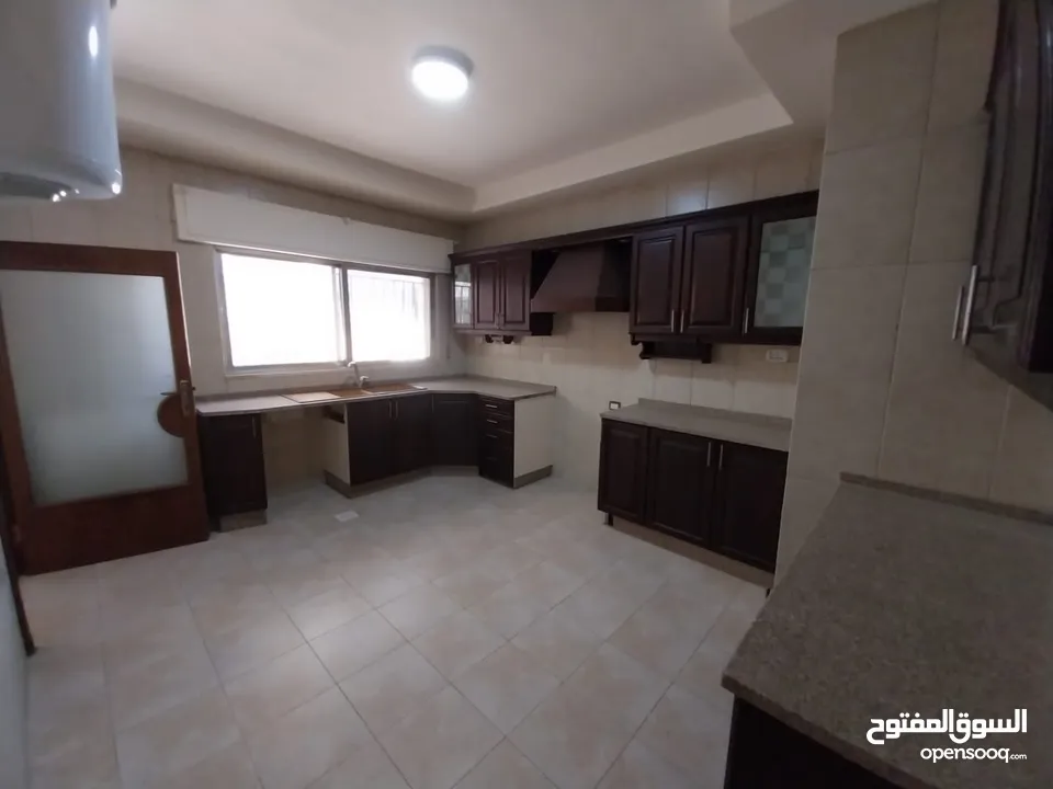 شقة غير مفروشة للإيجار ( Property ID : 39230 )