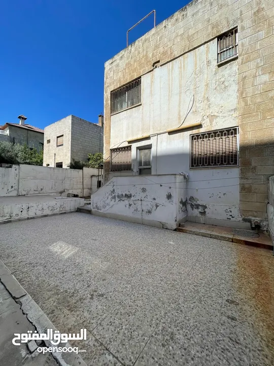 Attached villa for sale  ( Property 41618 )-174559111