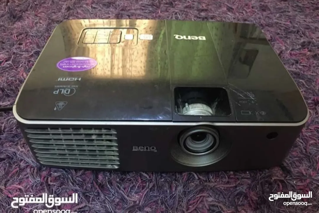 اجهزة عرض صوت وصورة شاشات بروجكتر شاشات عرض