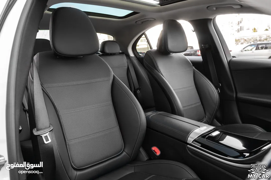 2022 Mercedes C200 – Night Package