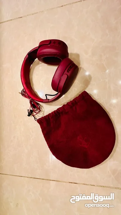 سماعة skullcandy crusher بحالة الجديده