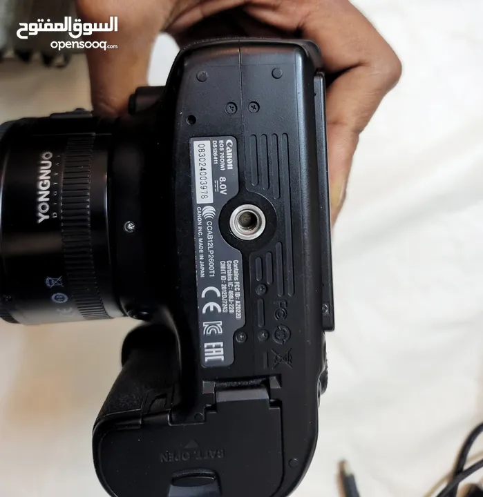 للبيع كاميرا كانون Canon 70 D  مع المعدات