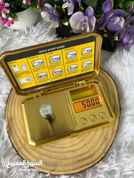 تبحث عن الدقة والجودة بتصميم أنيق؟ اختر ميزان Fuzion 24K-200 الذهبي، المصمم خصيصاً لمحترفي الوزن!...