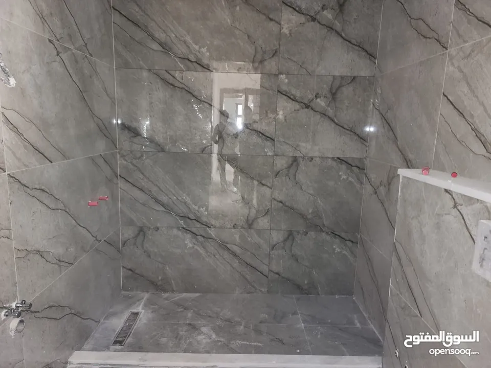 شقة للبيع في الصويفية ref : 14279