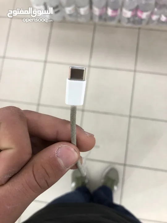 شاحن ايفون اصلي usb-c