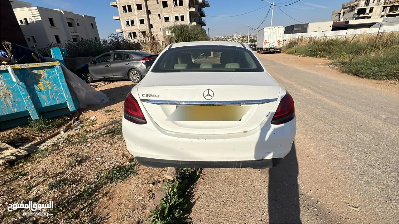مرسيدس بنز للبيع