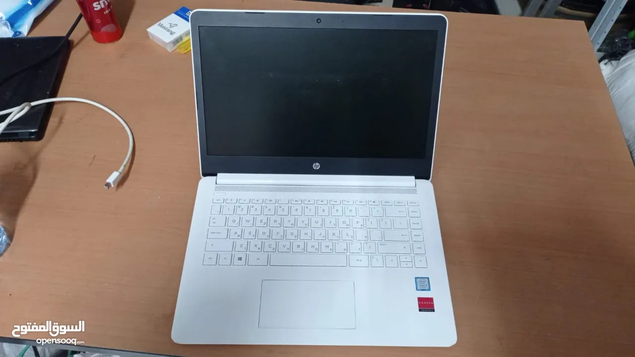 HP Notebook 14-BP I5 8th gen مع كرت شاشة Readeon